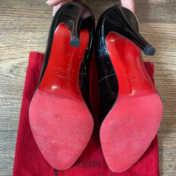 Christian Louboutin black patent leather pumps with dust bag, size 37 - Picture 3 of 5